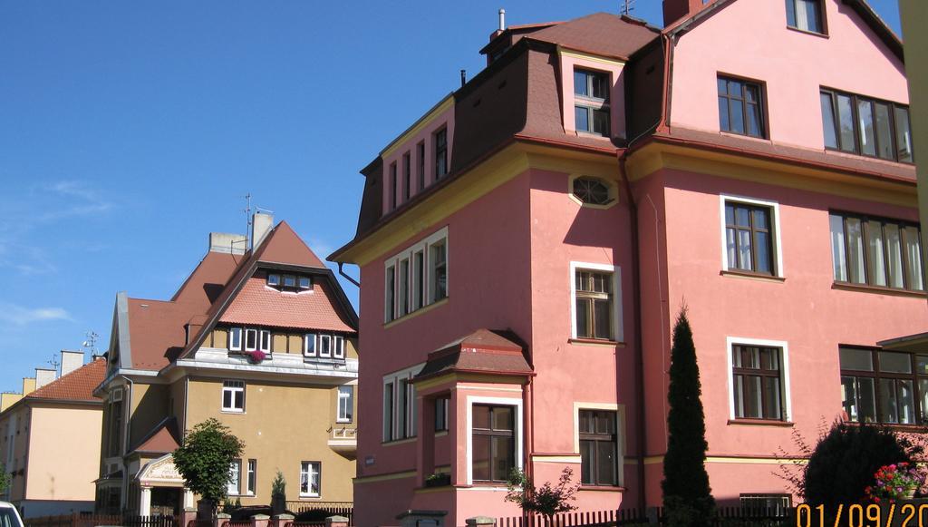 Villa Serena Карлові Вари Екстер'єр фото